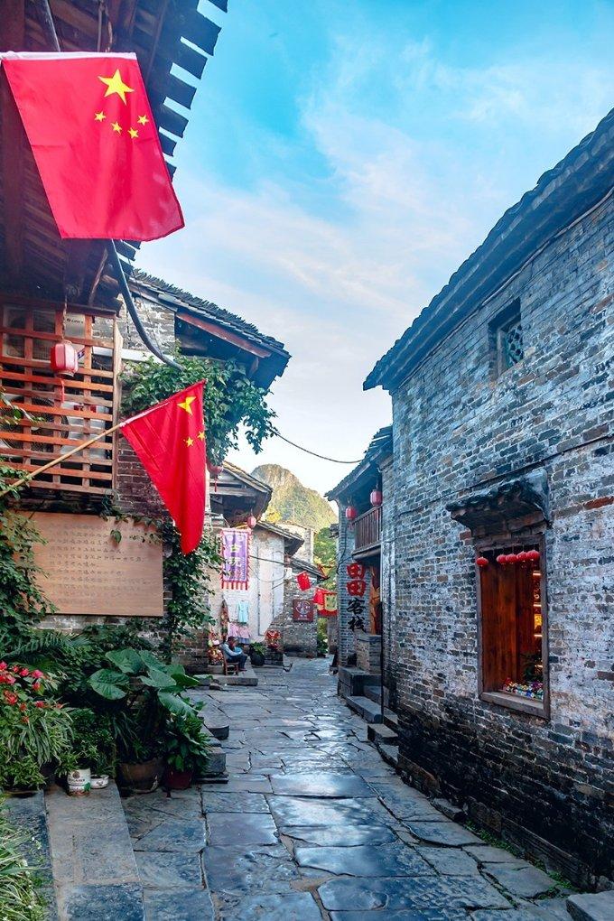 奥日与黑暗森林